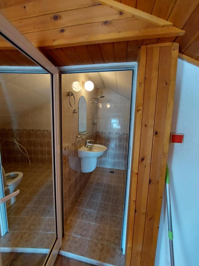 Vasi Apartments Dobrinishte Buitenkant foto