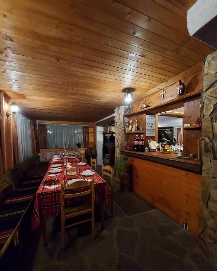 Vasi Apartments Dobrinishte Buitenkant foto